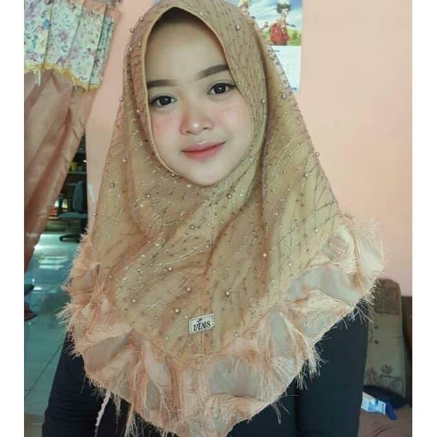 Jual hijab instan Tiara Ori Vins Navy Sidoarjo