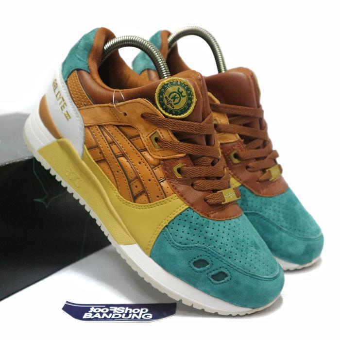 asics brown suede