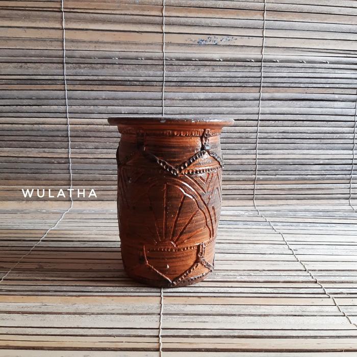 Gambar Vas Bunga Motif Tambang Gerabah / Clay dari WULATHA undefined Tokopedia