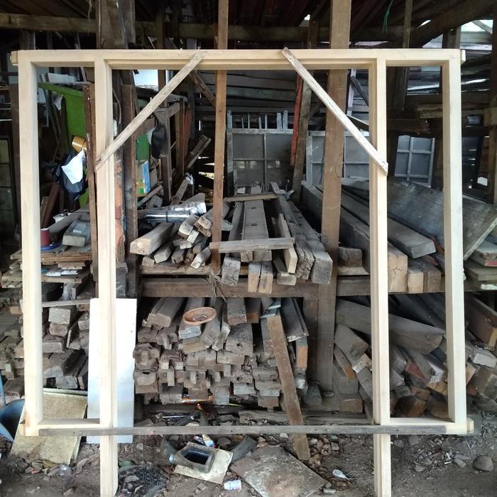 Gambar Kusen pintu dan jendela utama minimalis dari Rosita.Woodwork undefined Tokopedia