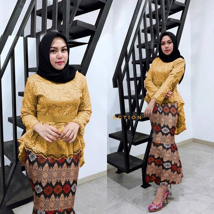 Jual setelan baju pesta aura kubus kebaya wisuda rok batik mewah - Main Image