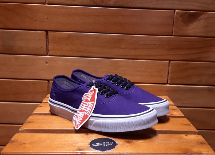 Vans authentic hot sale purple