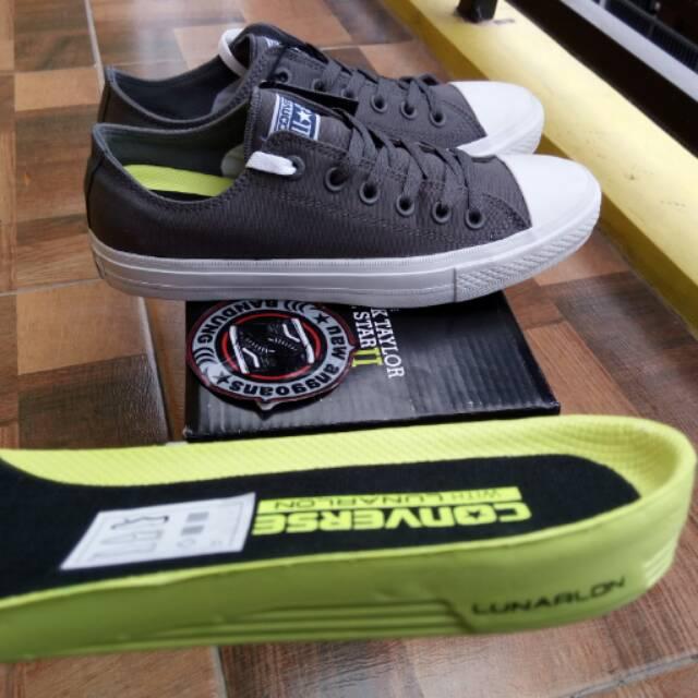 Sepatu converse chuck 2025 taylor 2 ori