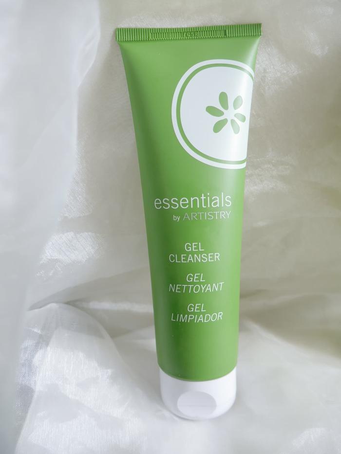 gel cleanser essentials by artistry