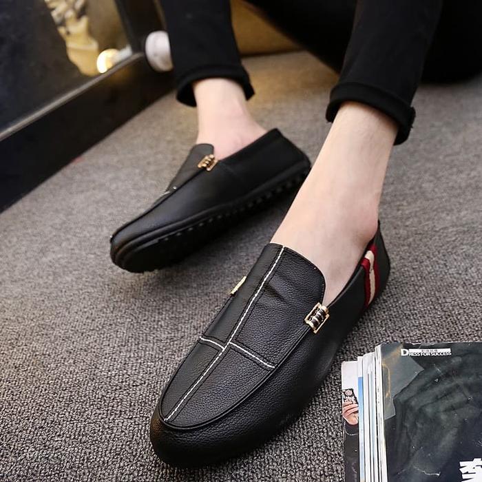 casual soft shoes