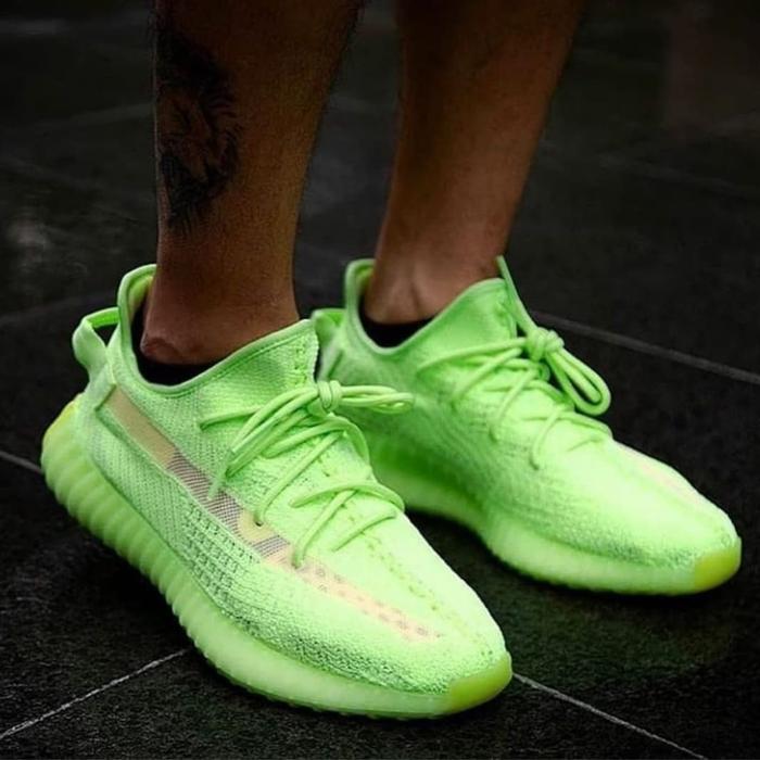 nike yeezy 2 glow in the dark