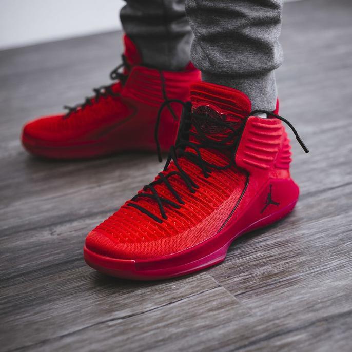 Sepatu Basket 32s Jordans Sepatu Basket Nike Jordan Red High