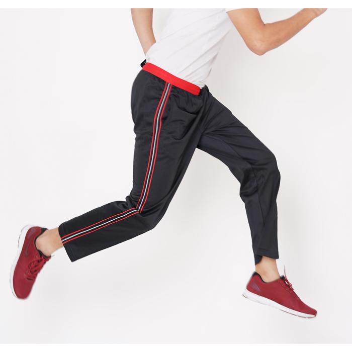 Gambar Celana Training Strip 3 Variasi - Merah, S dari Simplezone.id undefined Tokopedia