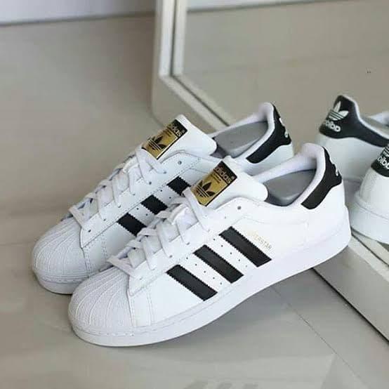 Jual Sepatu Pria Dan Wanita Adidas Superstar Import Putih Garis Hitam Size  - Putih, 37 - Jakarta Pusat - Nola Sport | Tokopedia