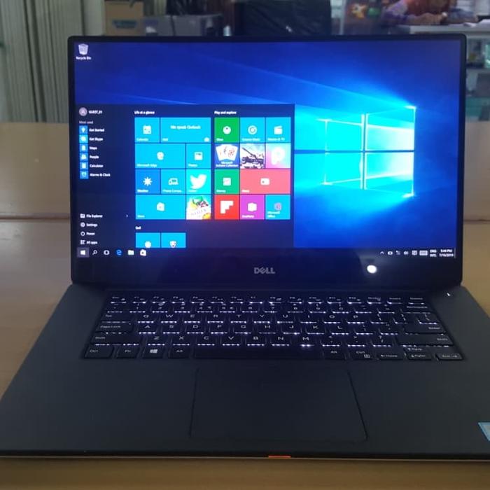 お話中です・・・DELL XPS15(9550)/i7-6700HQ/メモリ16GB/SSD512GB/4K