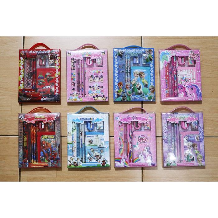 Gambar 1 Set Perlengkapan Doraemon / Alat tulis Karakter Doraemon / Sekolah dari Kirisaki. undefined Tokopedia