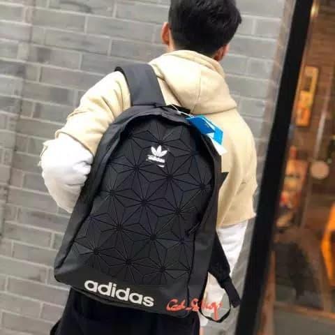 Gambar Adidas Backpack 3D Reflective High Quality - Black dari GD SHOP JKT undefined Tokopedia