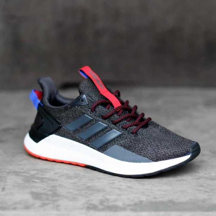 Adidas cheap questar multicolor