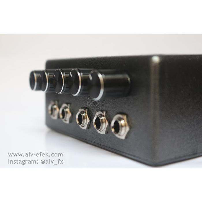 Gambar ALV Headphone Distributor 5 out 2 in preamp mic Channel Splitter - 5 output dari ALVA Online Shop undefined Tokopedia