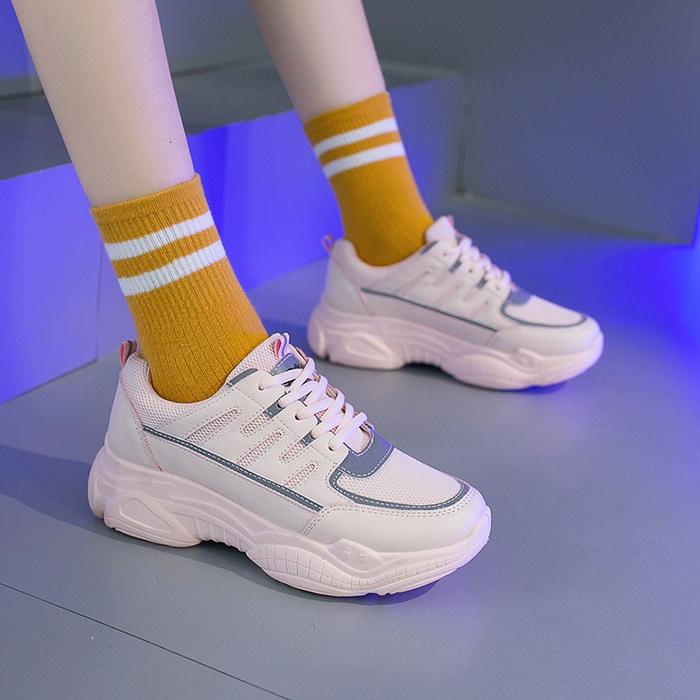 Fashion Casual Women Running Sport Shoes Lace Up Breathable Mesh