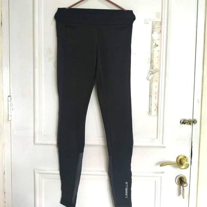 Jual Reebok Les Mills Lesmills Women's Capri Black Legging LM