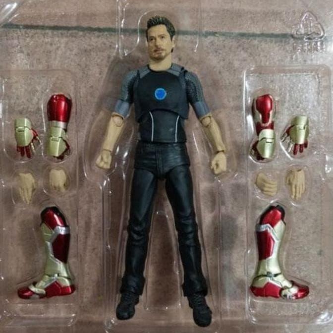 Gambar Action Figure Model Bandai S.H.Figuarts Tony Stark Iron Man 3 dari fikrimaseikh undefined Tokopedia