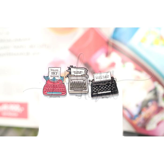 Gambar Pin Vintage Mesin Ketik Bros Tas Lucu Unik GH 208183 - Favourite dari Gudang Harta undefined Tokopedia