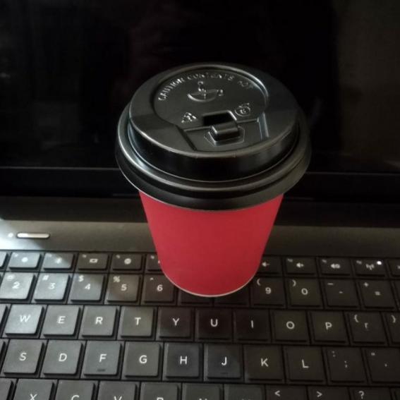 Gambar Full Red Paper Cup 8oz / gelas kertas panas Red 8oz / Cup hot Red 8oz - Dg Lid Hot dari STMofficialshop undefined Tokopedia