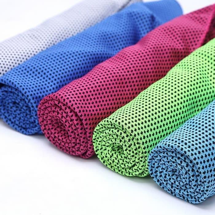 Gambar Handuk Dingin / handuk Sport / handuk olah raga bahan kain bamboo - Hijau dari begrosir undefined Tokopedia
