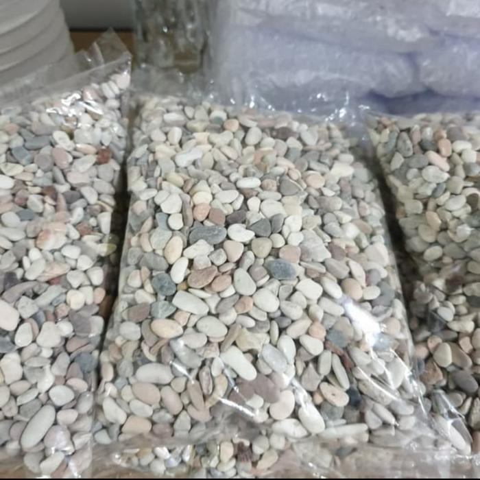 Gambar Batu Alam/Batu Hias Bahan Dekorasi 500 gr - Campur dari Rhafana OnlineShop undefined Tokopedia