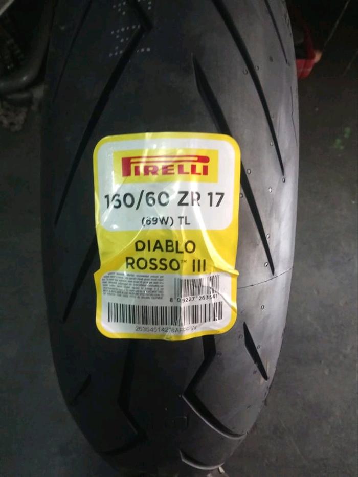 Jual Ori Ban Pirelli Diablo Rosso 3 1 70 17 Dan 160 60 17 Not Batlax Jakarta Pusat Lintin Motor Tokopedia Jual Ori Ban Pirelli Diablo Rosso 3 1 70 17 Dan 160 60 17 Not Batlax Jakarta Pusat Lintin Motor Tokopedia