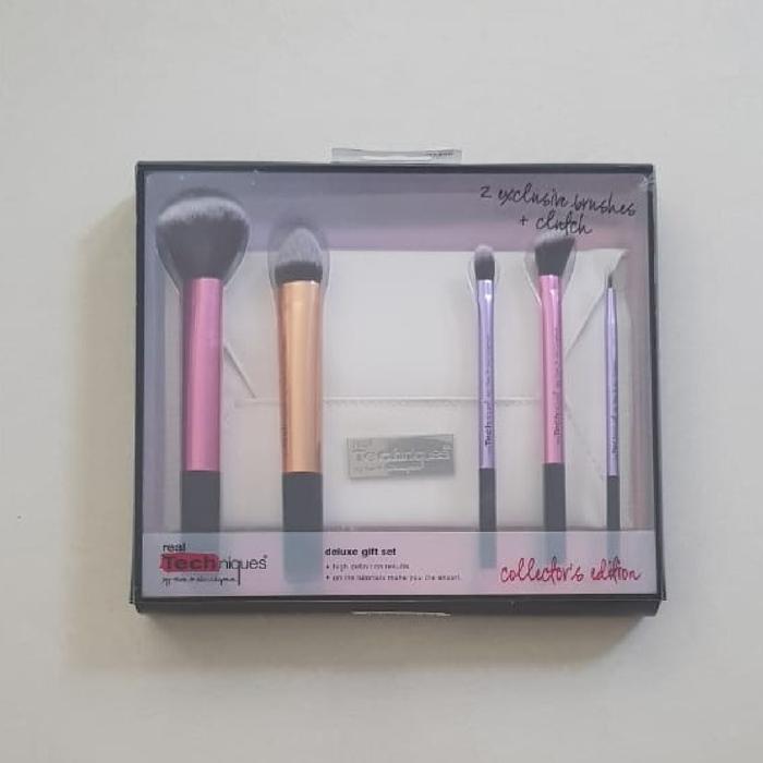 Gambar Deluxe Gift Set Real Technigues / Brush set / Kuas make up set dari 3l3N undefined Tokopedia