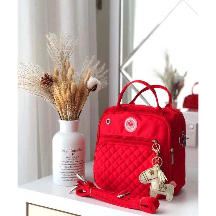 Gambar MINI DIAPER BAG LAGAFFE / MINI DIAPER 3IN1 / TAS BAYI KECIL - Apple Red dari Littlepeanut undefined Tokopedia