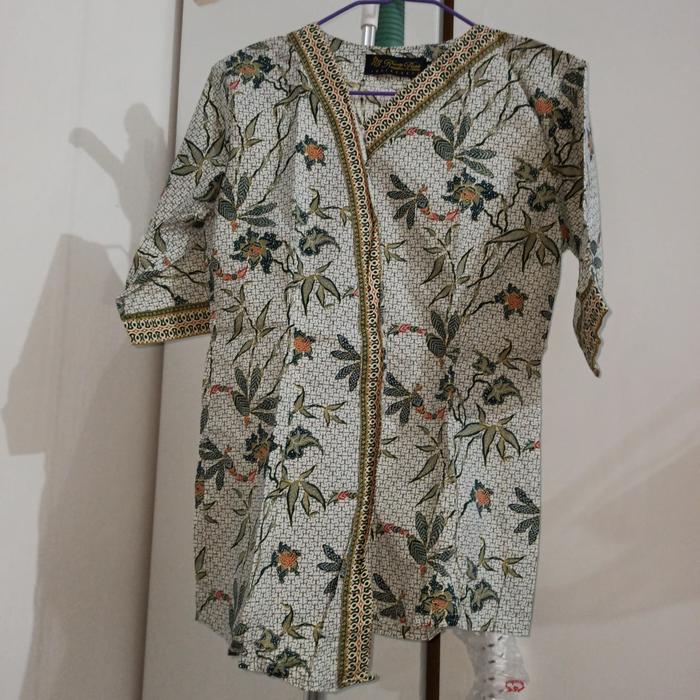 Gambar Baju Atasan Batik - Rianty Batik dari PONX undefined Tokopedia