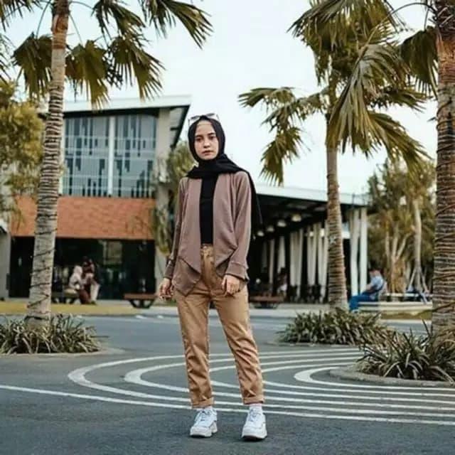 ootd baggy pants dan cardigan