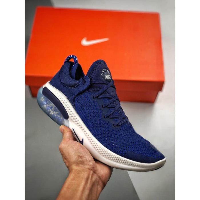 nike supportive running shoes