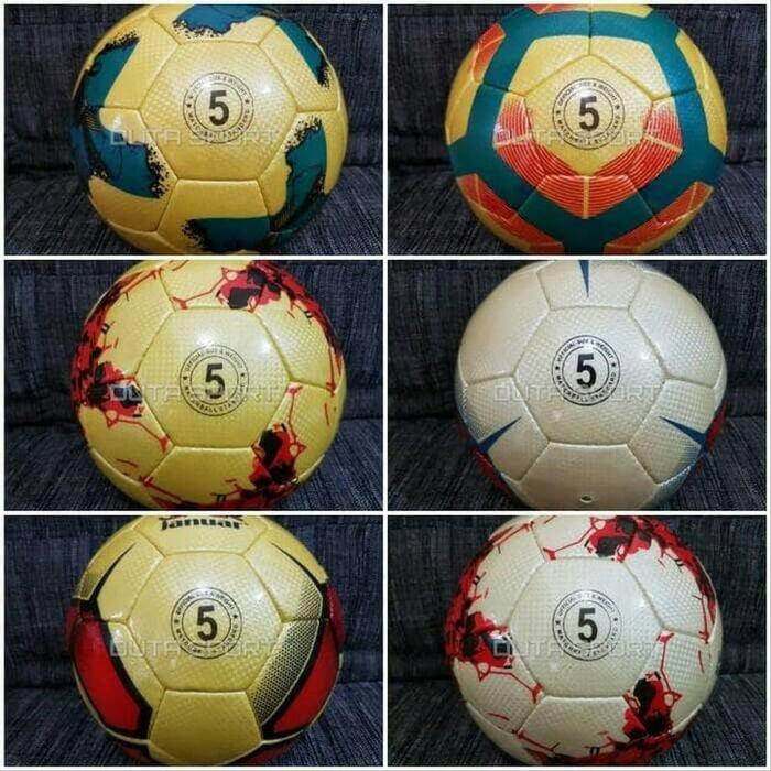 Gambar BOLA KAKI SEPAK JANUAR SIZE 4 TERMURAH GROSIR BONUS PENTIL JARING dari Banjirorderan Store undefined Tokopedia
