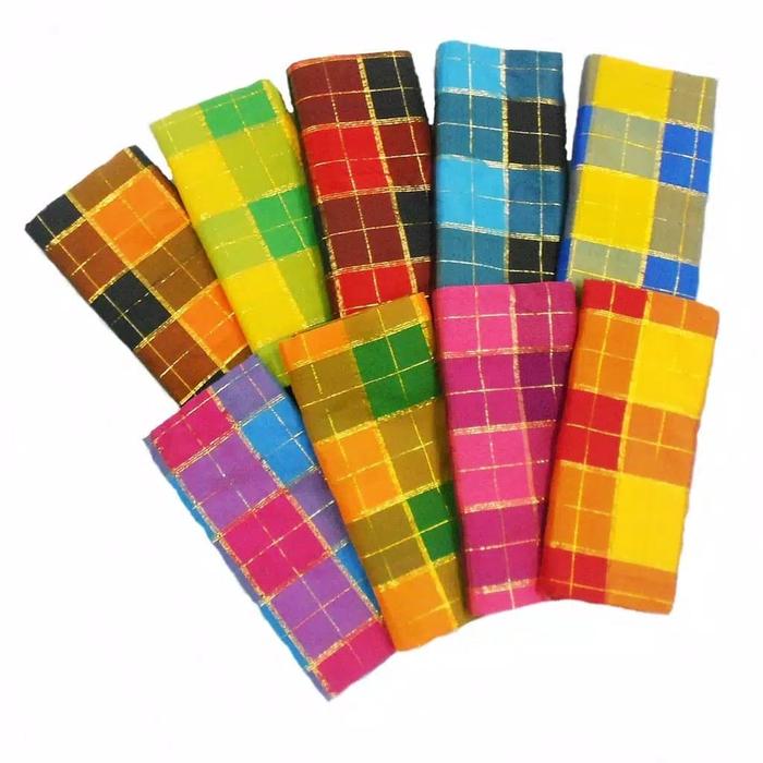 Gambar Sarung Bugis Makassar Kotak2 Kadei - Tenun Sengkang KDI-1 (Per Pcs) dari Erinstore undefined Tokopedia