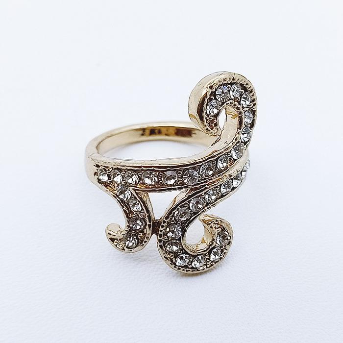Gambar Cincin Wanita Lapis Emas 18K Kristal Swarovski M2a - VeE Cincin Emas - 17 dari Vee Jewelry Store Kota Bekasi Tokopedia