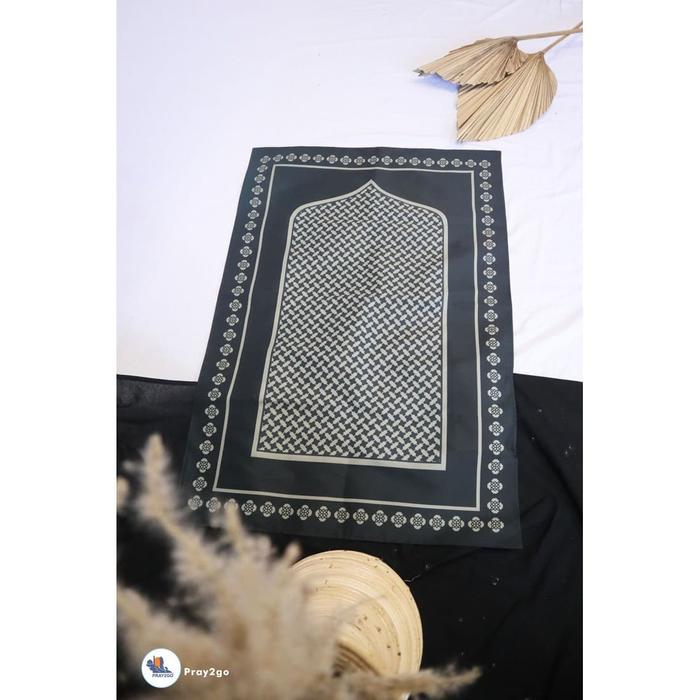 Gambar PRAY2GO - SAJADAH, HAFIDZ BY PORT OF TASYA - TANPA BOX dari PRAY2GO undefined Tokopedia