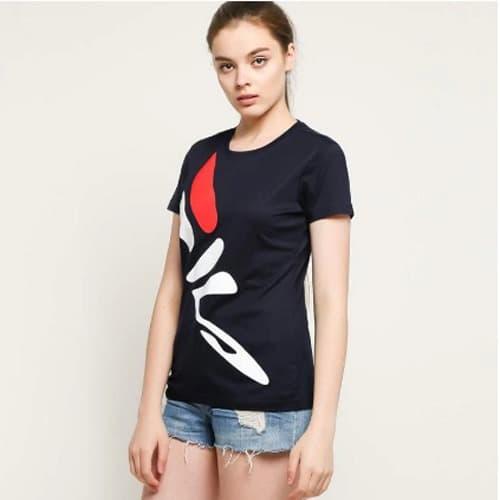 Gambar FILA Baju T-Shirt Wanita Desmonda - Navy - M dari FILA Official Store undefined Tokopedia