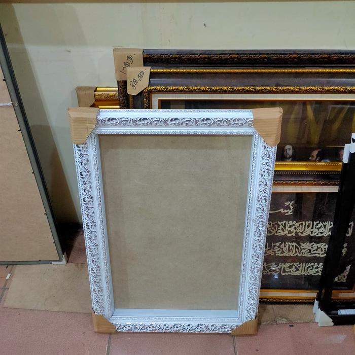 Gambar FRAME/BINGKAI UKIR BALI 5CM UKURAN 60X40 DENGAN BOX 3CM dari TOKO BINGKAI ABADI JAYA FRAME undefined Tokopedia