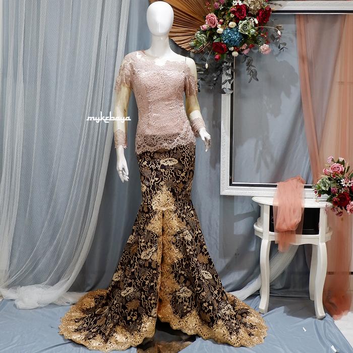 Jual Rok Duyung Batik Kebaya Brokat Setelan Kebaya Modern Murah Modern Cokelat Kota Surakarta Dyah N Ratnaningtyas Tokopedia