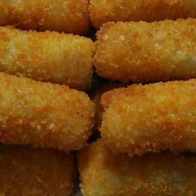 Gambar risoles - Pedas dari Dilla food undefined Tokopedia
