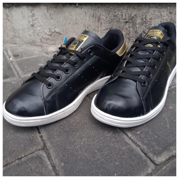 adidas stan smith hitam