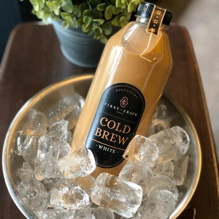 Gambar RTD - Cold Brew 1L - White dari First Crack Coffee undefined Tokopedia