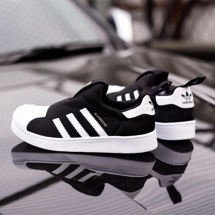 Sepatu Adidas Slip Adidas Superstar Womens Velcro Jual ADIDAS SUPERSTAR  SLIP ON KIDS 360C BLACK WHITE Kota Bandar
