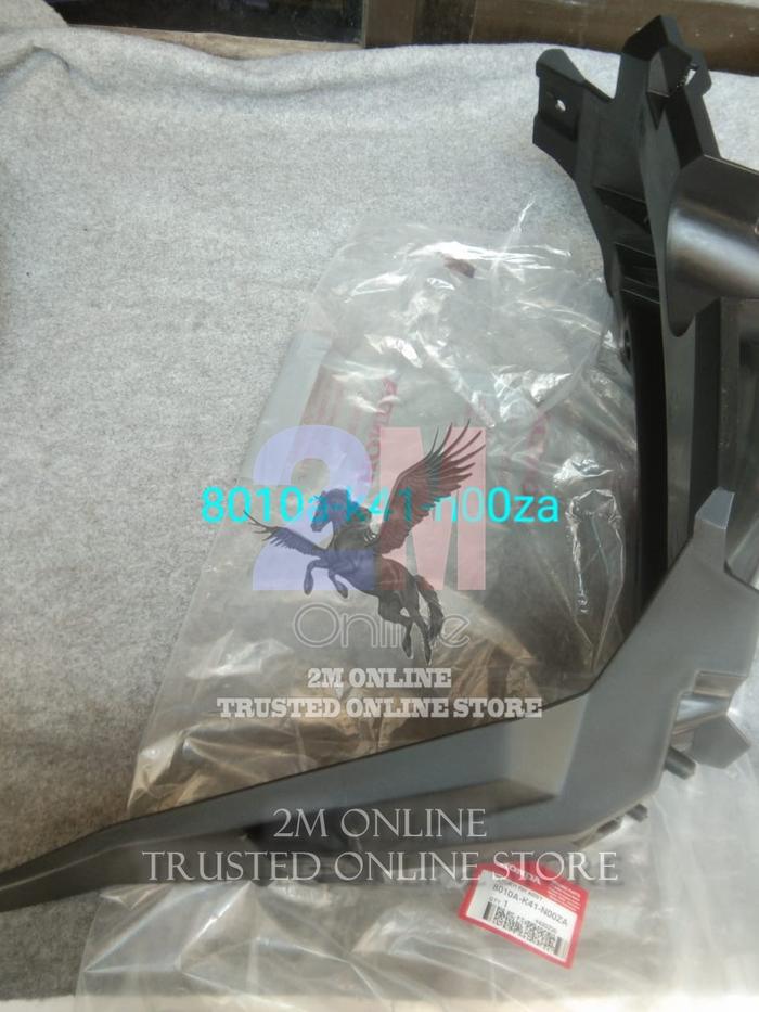 Gambar SPAKBOR BELAKANG NEW SUPRA X 125 FI ORI AHM 8010A-K41-N00ZA dari 2M online 1_NEW undefined Tokopedia