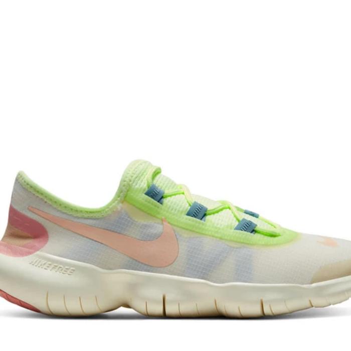 Sepatu running nike wanita Clearance