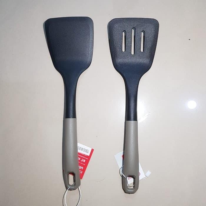 Gambar Cypruz Turner Spatula Nylon | Sodet Teflon Nylon Anti Gores - AM-0911 Lubang dari rantang online official undefined Tokopedia