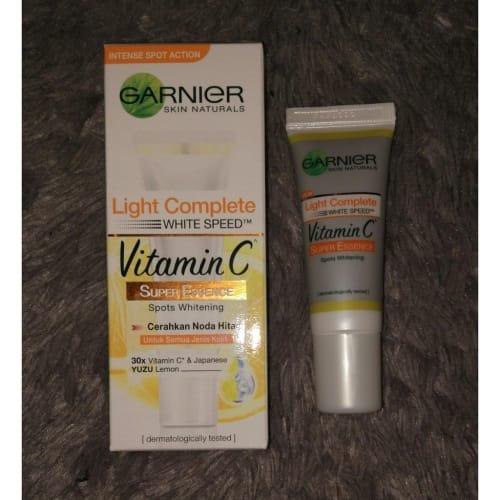 garnier light complete white speed super essence