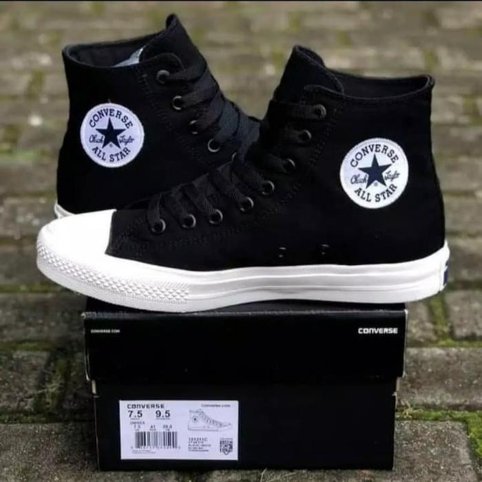 sepatu all star