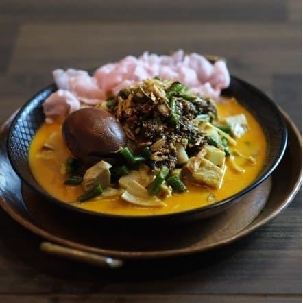 Gambar Lontong Sayur Bumbu Kacang dari Marco Padang Official undefined Tokopedia