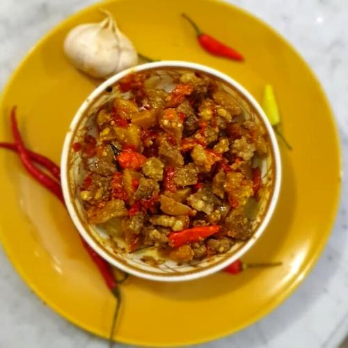 Gambar Lauk Kikil Gongso Pedas by Rumah Oseng - 500 gram, level 2 dari Rumah Oseng undefined Tokopedia