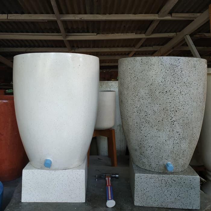 Gambar Bak Mandi Unik Tempayan Bali Tinggi 70cm dari potdanbakterrazo undefined Tokopedia